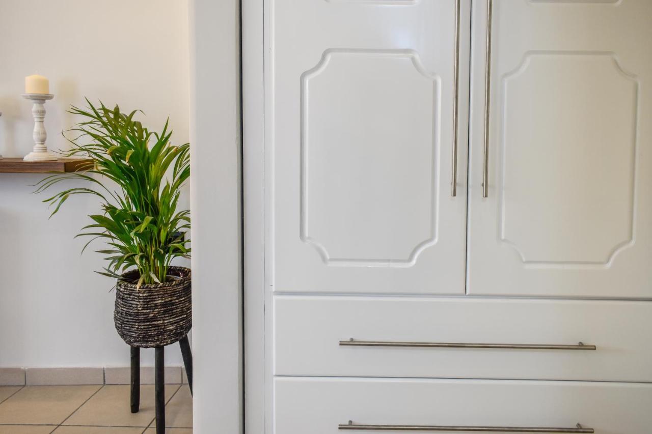 Orianna Suites Skiathos エクステリア 写真