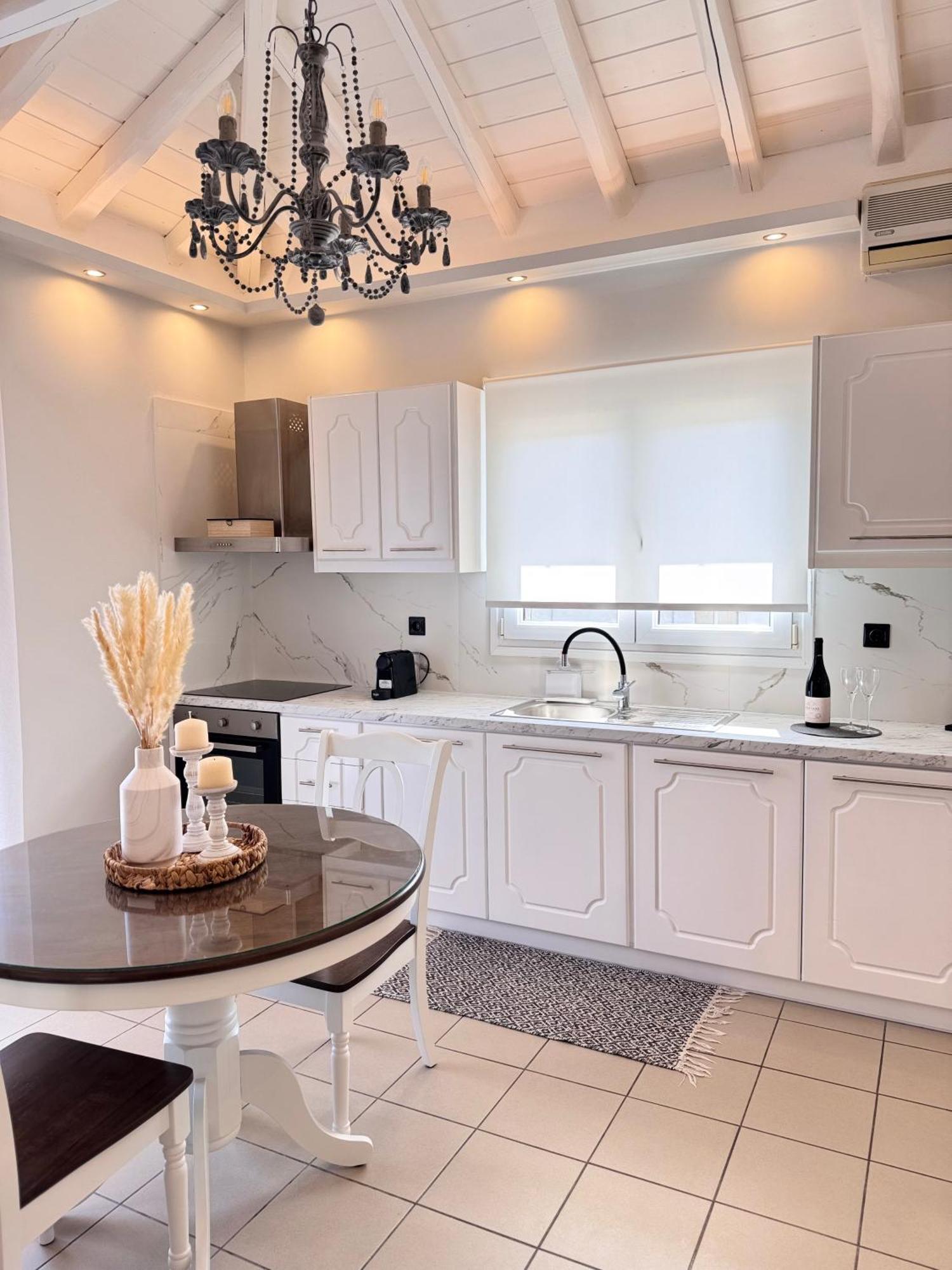 Orianna Suites Skiathos エクステリア 写真